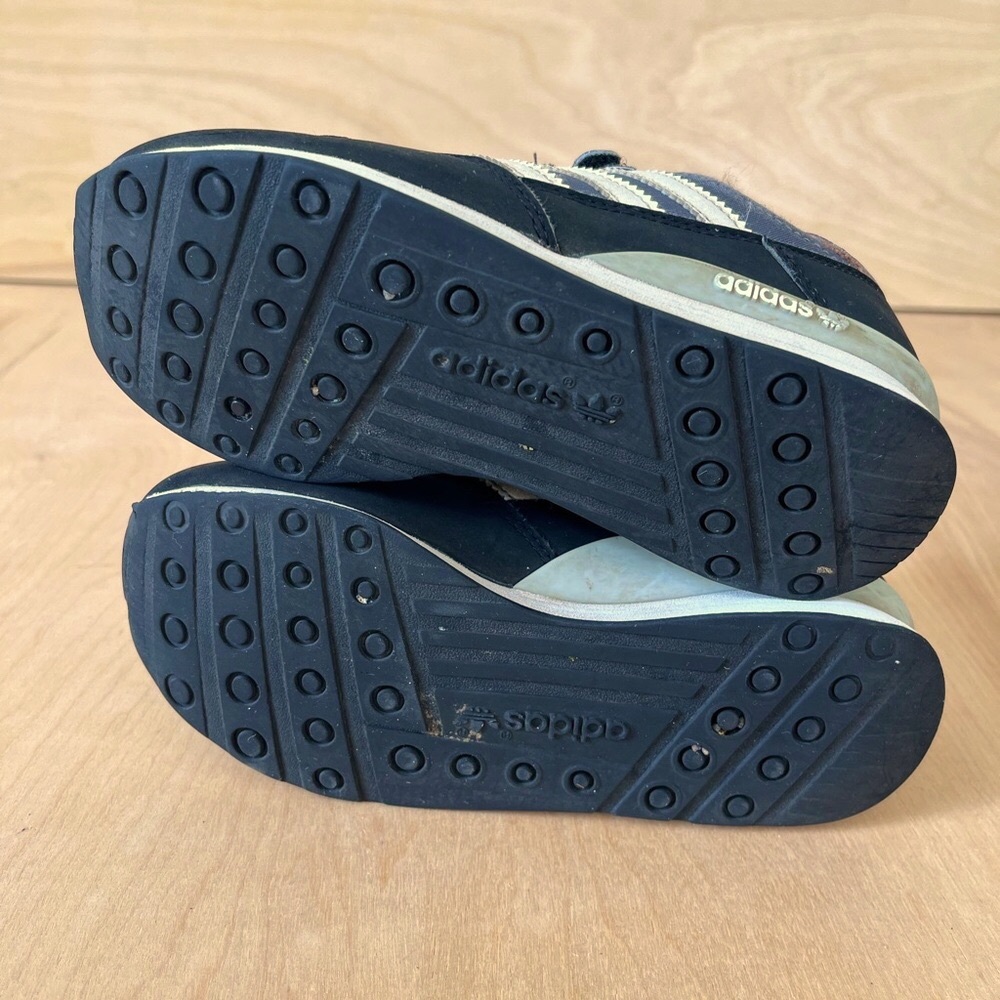 Adidas Kids Black and Gray Sneakers With Velcro Enclosures - Picture 5 of 10